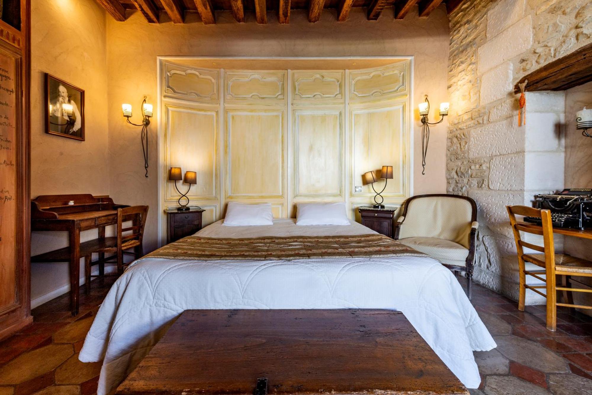Hotel De La Beursaudiere Nitry 외부 사진