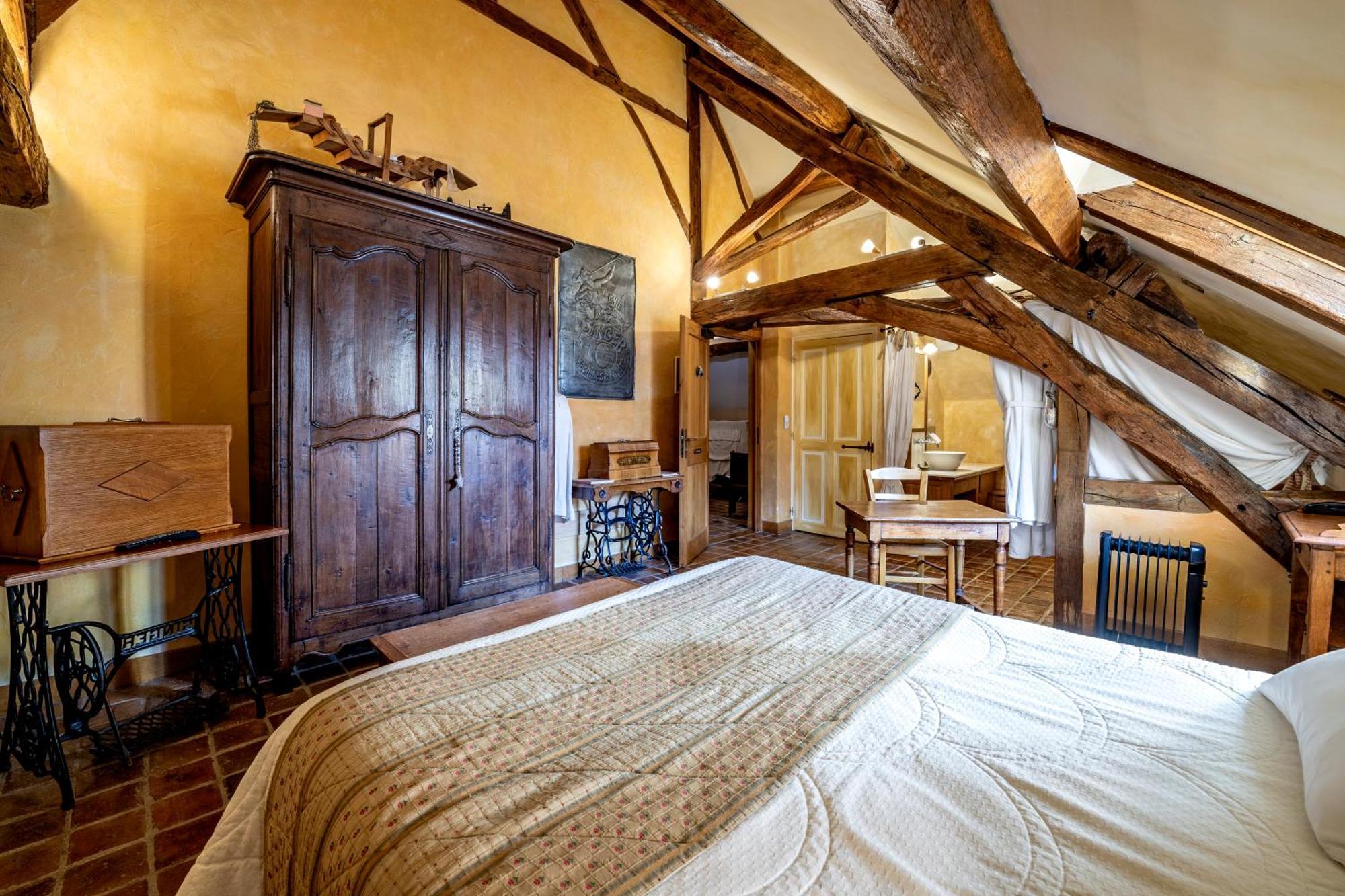 Hotel De La Beursaudiere Nitry 외부 사진