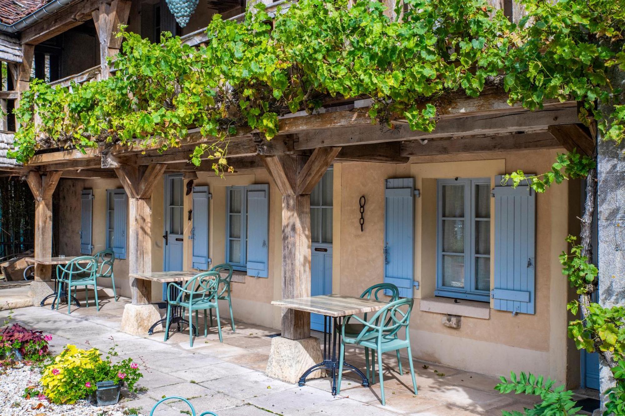Hotel De La Beursaudiere Nitry 외부 사진