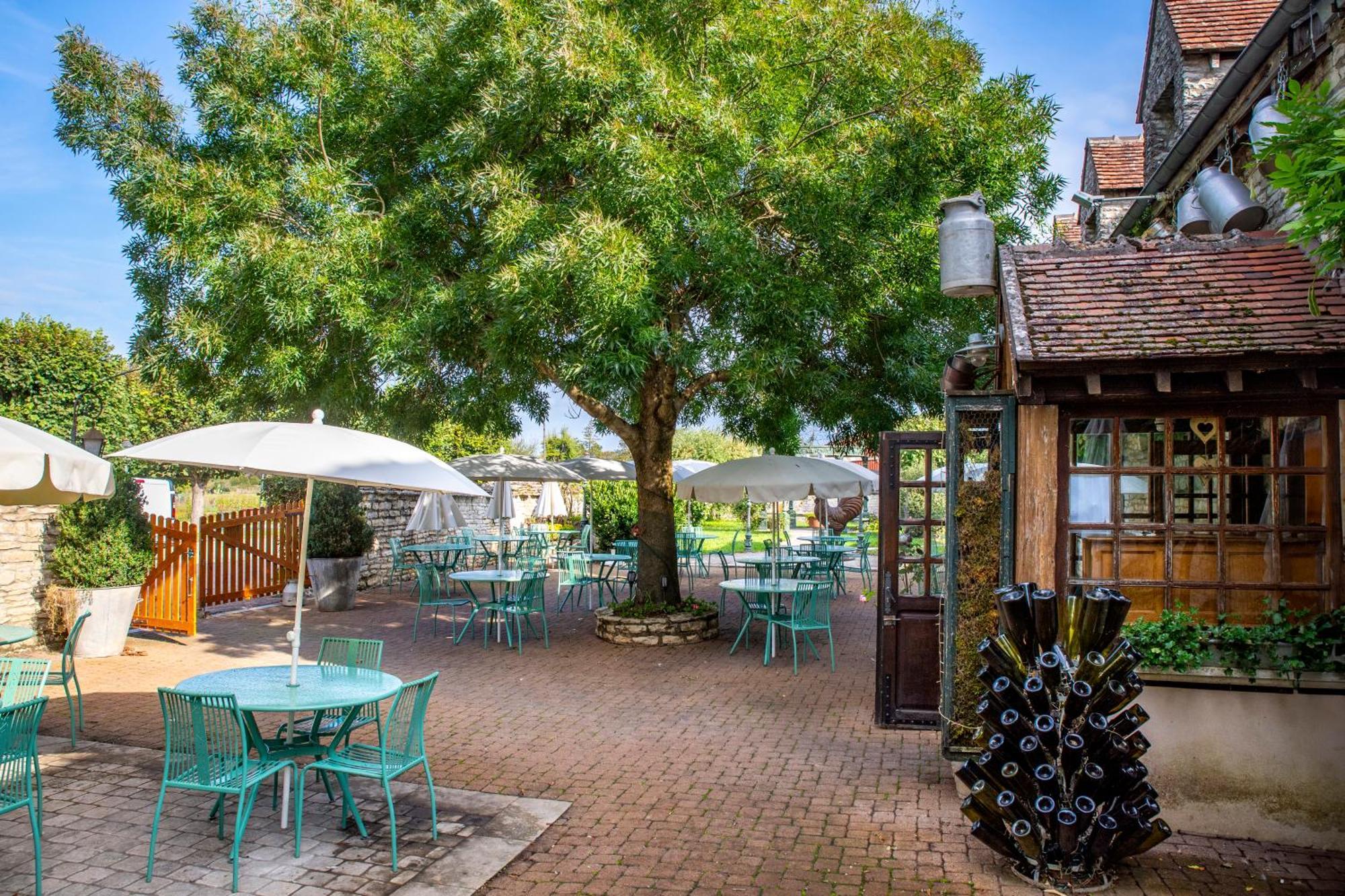 Hotel De La Beursaudiere Nitry 외부 사진